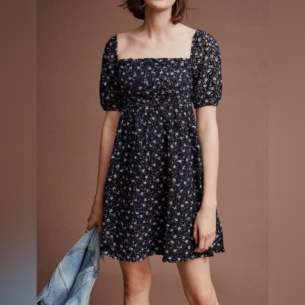 Maeve Black Floral Off-Shoulder Mini Dress. 100% Cotton. Size 6